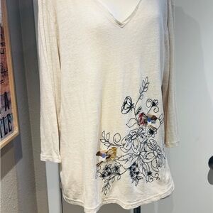 Paparazzi Cream Tunic with Graphic Design and 3/4 Sleeves